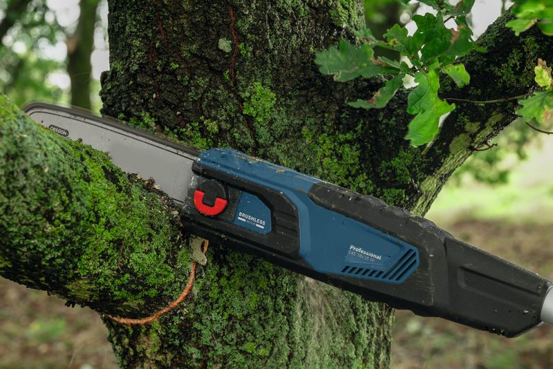 18V Cordless Hedge Trimmer GKE 18V-25 TP Professional